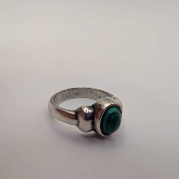 Vintage Malachite Sterling Silver Boho Ring Size 7 3/4 - Picture 5 of 6
